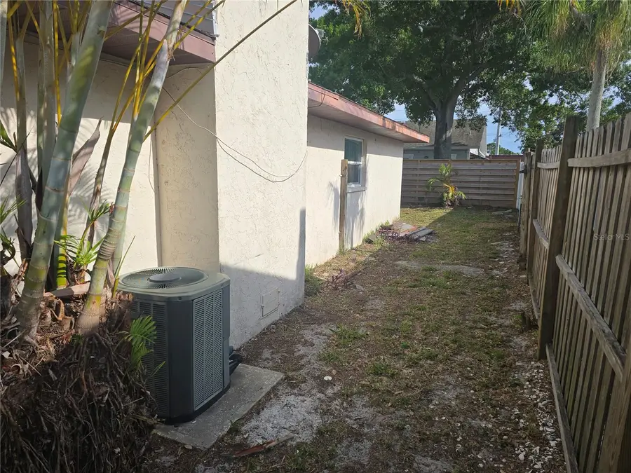 5403 2nd Avenue Dr Nw, Bradenton, FL 34209 - #2