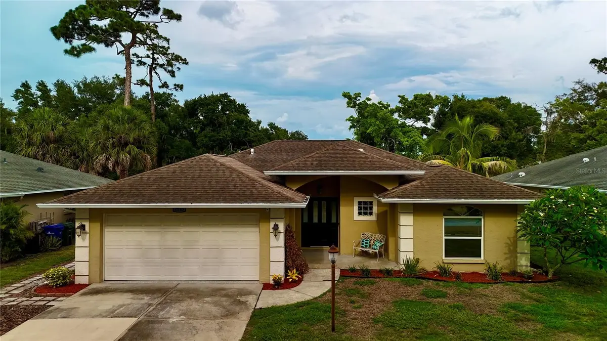 2043 Old Trenton Lane, Sarasota, FL 34232 - #1