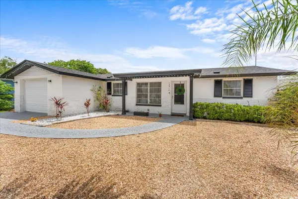 10914 Oakdale Avenue, PORT RICHEY, FL 34668