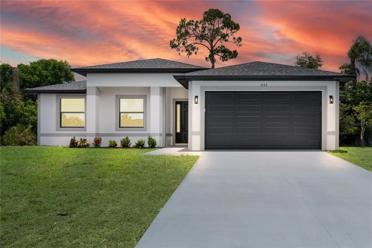 923 Cumberland Road, Venice, FL 34293 - #1