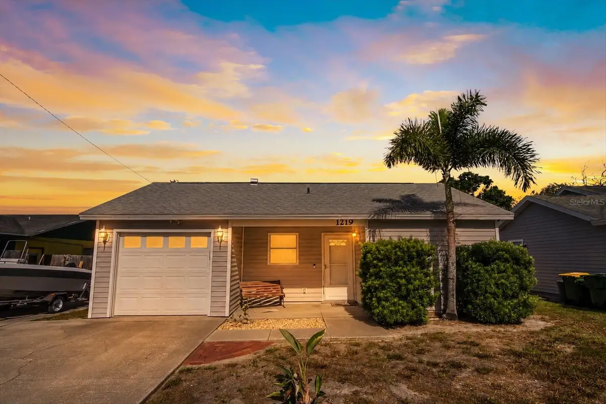 1219 Mackeral Avenue, Sarasota, FL 34237 - #1
