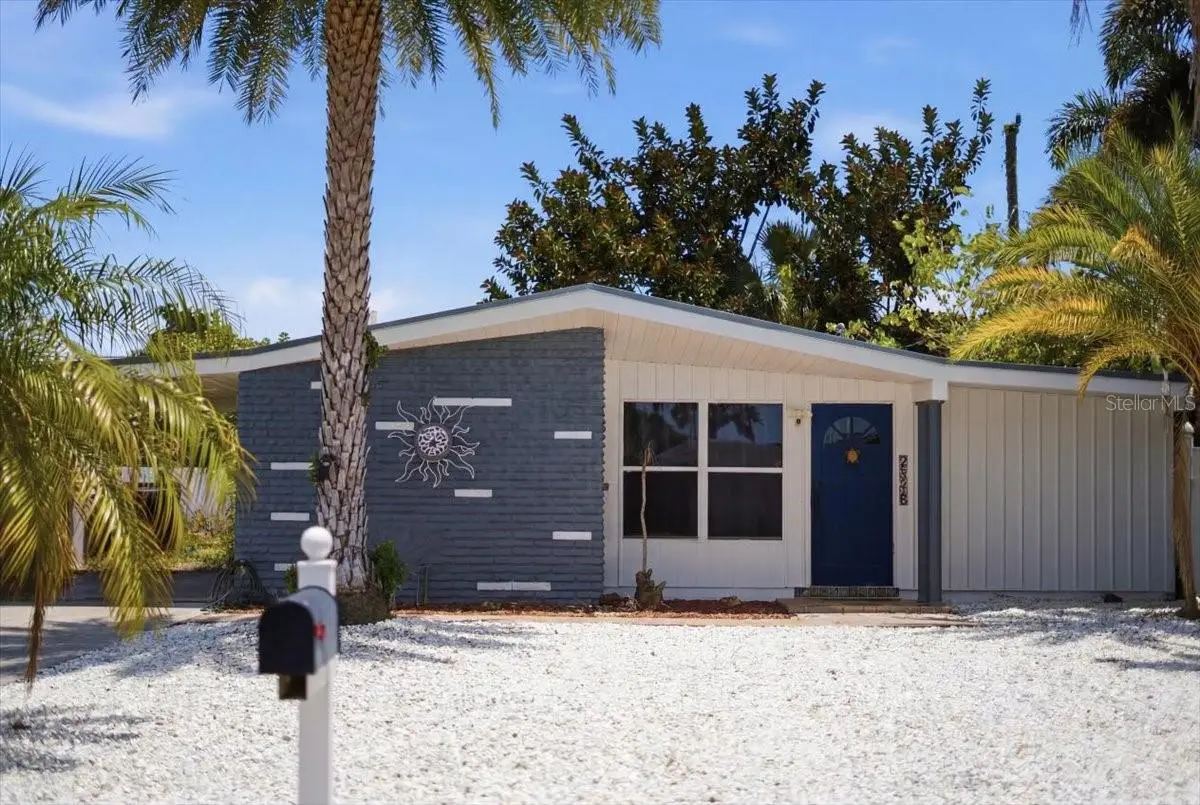 2316 Holyoke Avenue, Bradenton, FL 34207 - #1