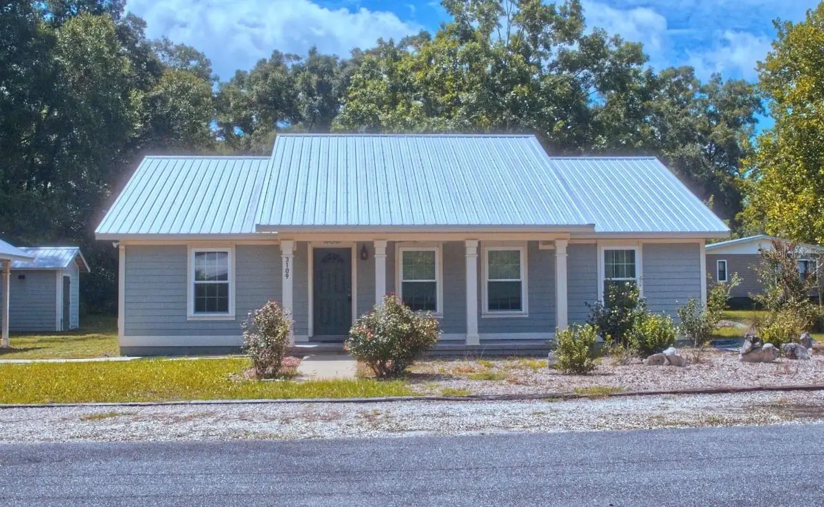 3109 E Bryant Avenue, Bell, FL 32619 - #1