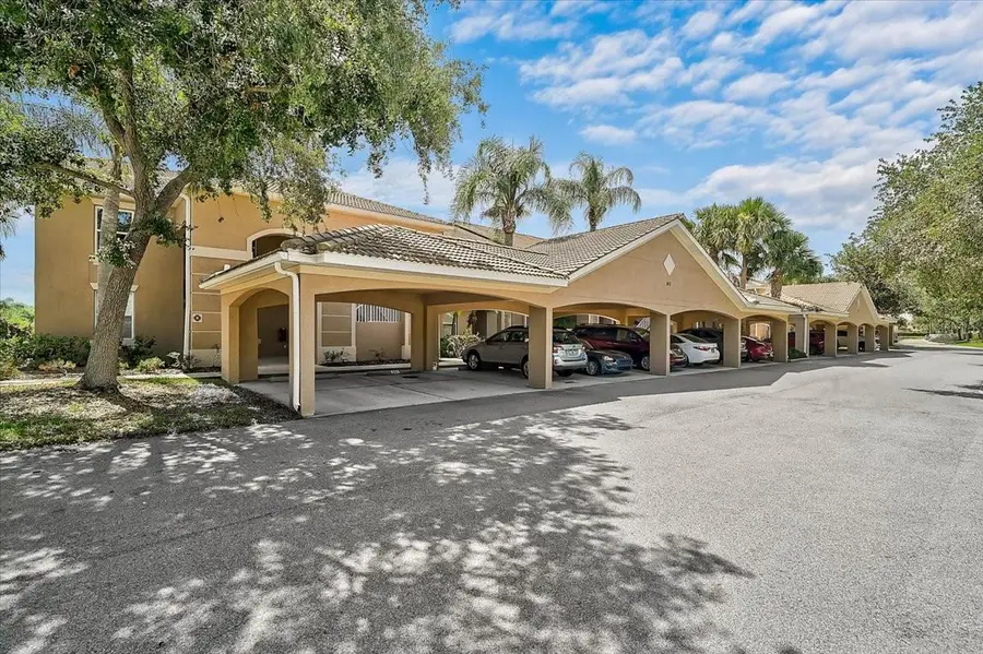 915 Fairwaycove Lane #201, Bradenton, FL 34212 - #3
