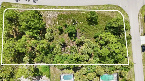 Easter Terrace, NORTH PORT, FL 34286