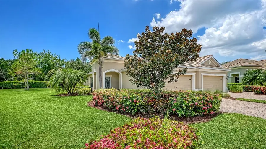 4866 Maymont Park Circle, Bradenton, FL 34203 - #2