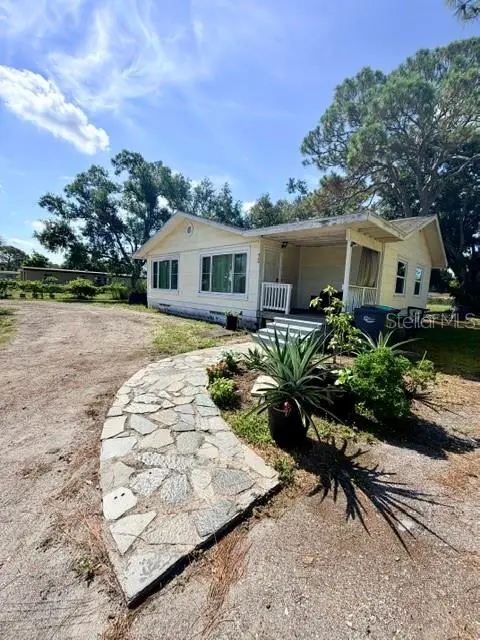 420 53rd Avenue E, BRADENTON, FL 34203