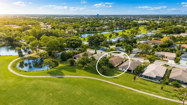4777 Ringwood Meadow, SARASOTA, FL 34235