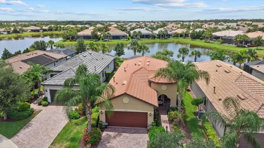 17011 Hampton Falls Terrace, Lakewood Ranch, FL 34202 - #2