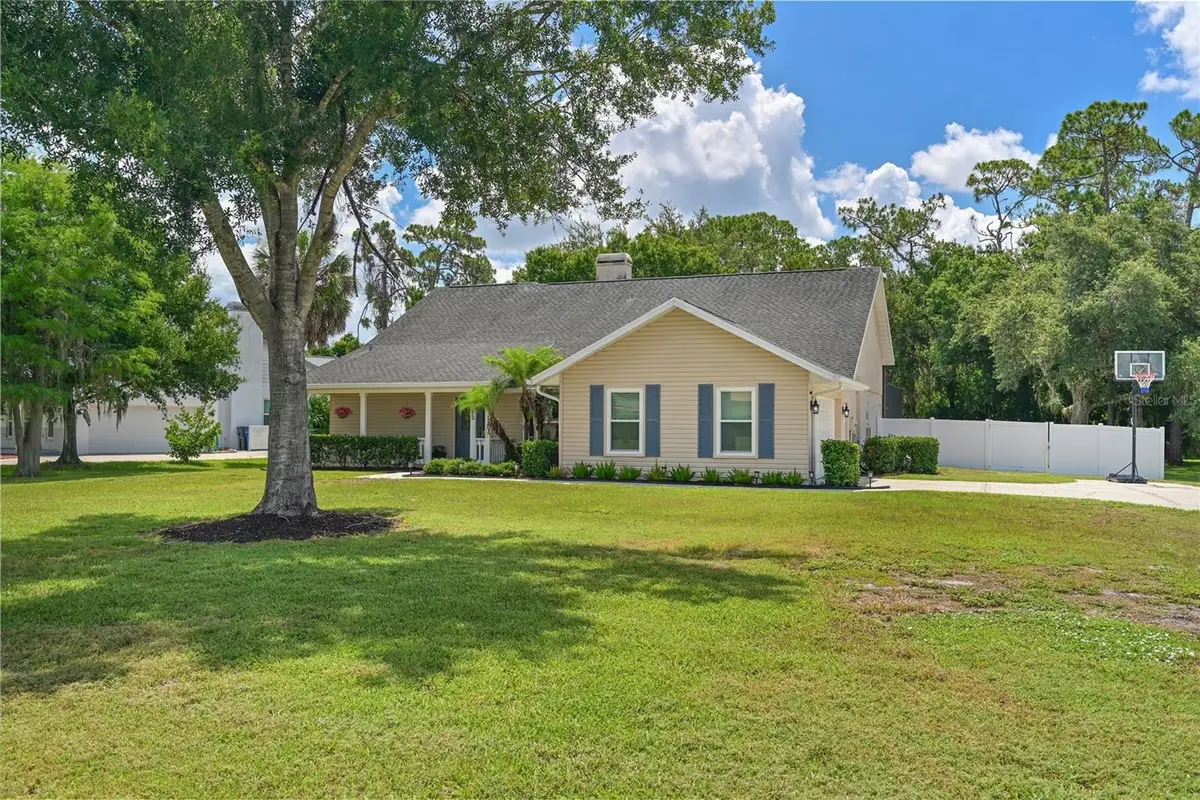 305 Mill Run E, Bradenton, FL 34212 - #1