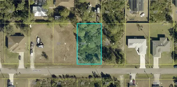 3008 40th Street W, LEHIGH ACRES, FL 33971