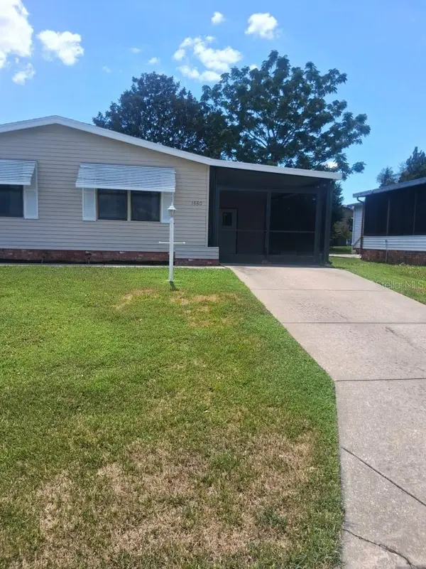 1550 Hillcrest Drive, LADY LAKE, FL 32159