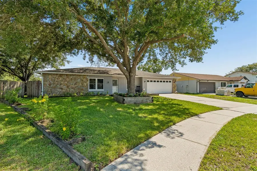 16205 Sawgrass Circle, Tampa, FL 33624 - #2