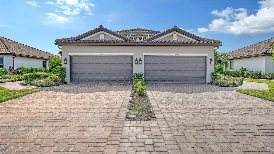 6223 Plateau Court, Bradenton, FL 34203 - #2