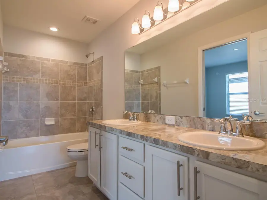 1097 Grantham Drive, Sarasota, FL 34234 - #2