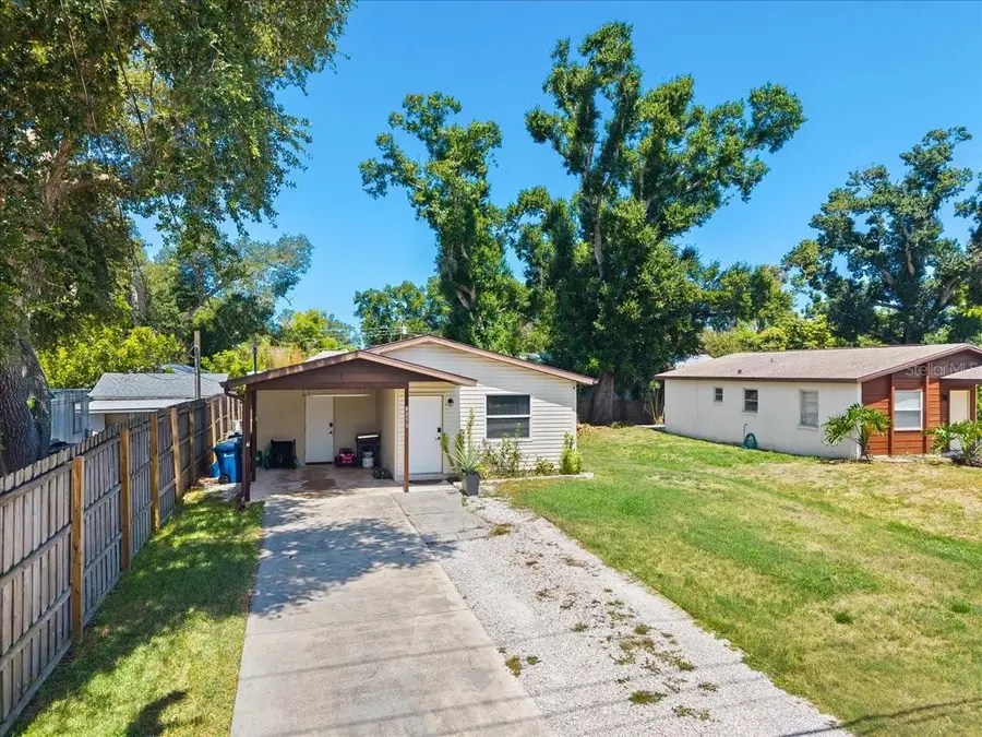 4050 Rockefeller Avenue, Sarasota, FL 34231 - #3