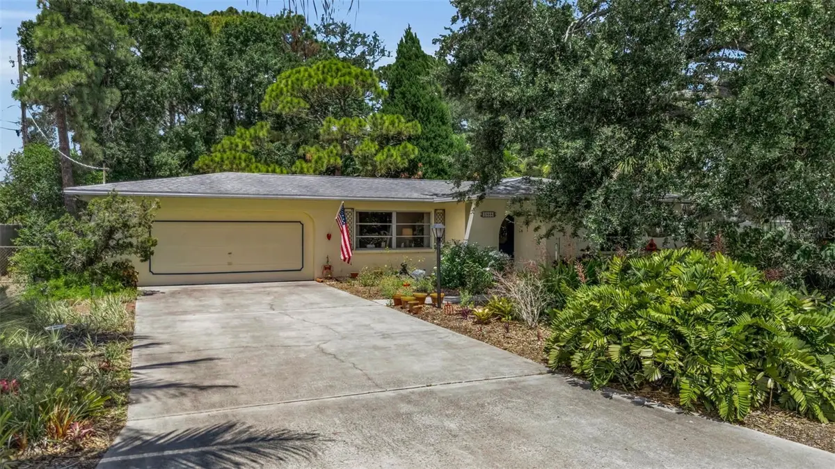 1808 49th Street W, Bradenton, FL 34209 - #1