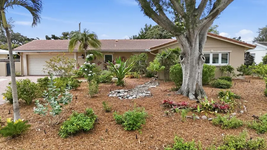 3504 Brookline Drive, Sarasota, FL 34239 - #2