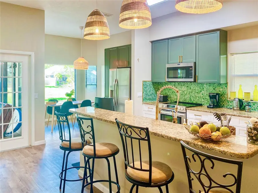 4907 82nd Place E, Sarasota, FL 34243 - #3