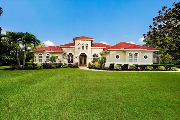 8122 Lone Tree Glen, LAKEWOOD RANCH, FL 34202