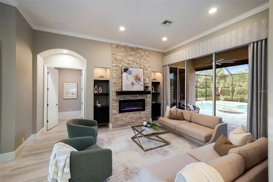 8122 Lone Tree Glen, Lakewood Ranch, FL 34202 - #2