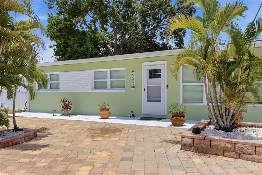 6507 Clemson Street, Bradenton, FL 34207 - #2