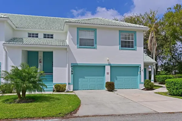 6589 Fairway Gardens Drive #202, BRADENTON, FL 34203