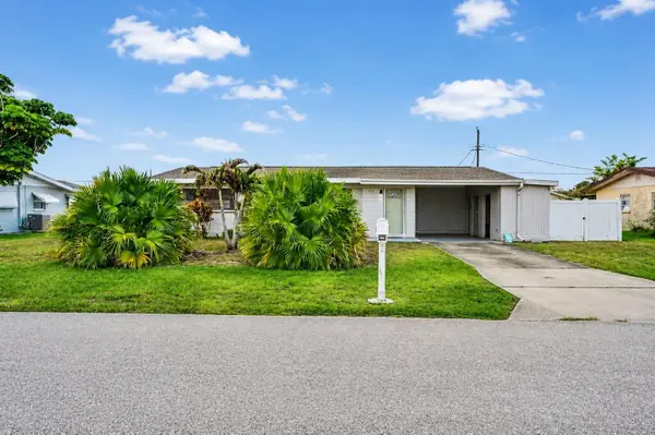 Address Withheld By Seller, VENICE, FL 34293