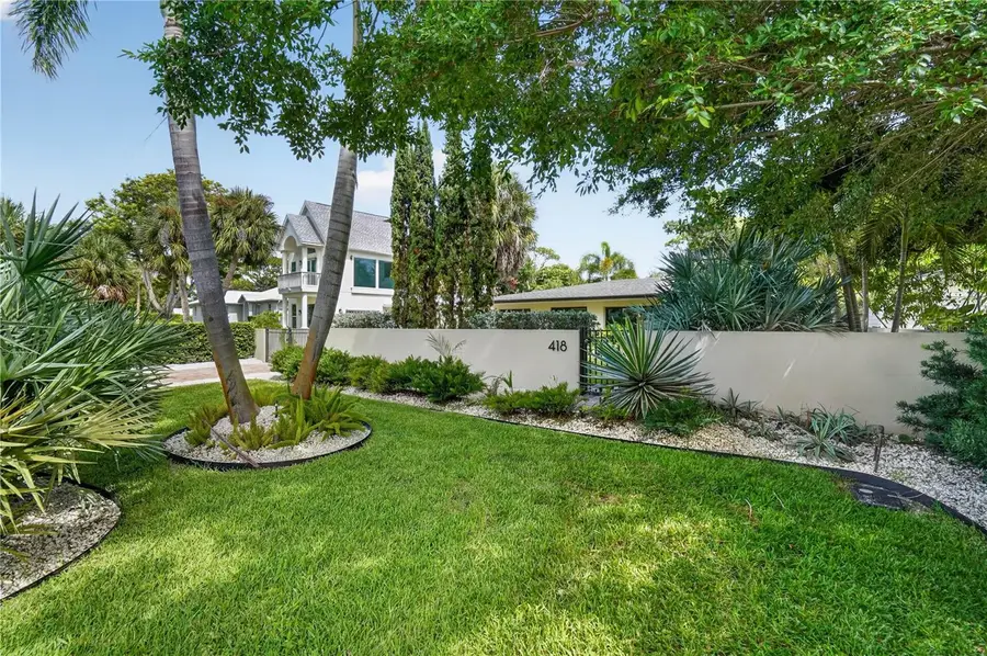 418 Sapphire Drive, Sarasota, FL 34234 - #3
