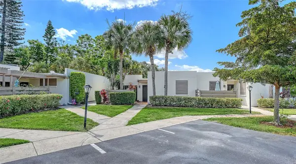664 Woodlawn Drive, BRADENTON, FL 34210