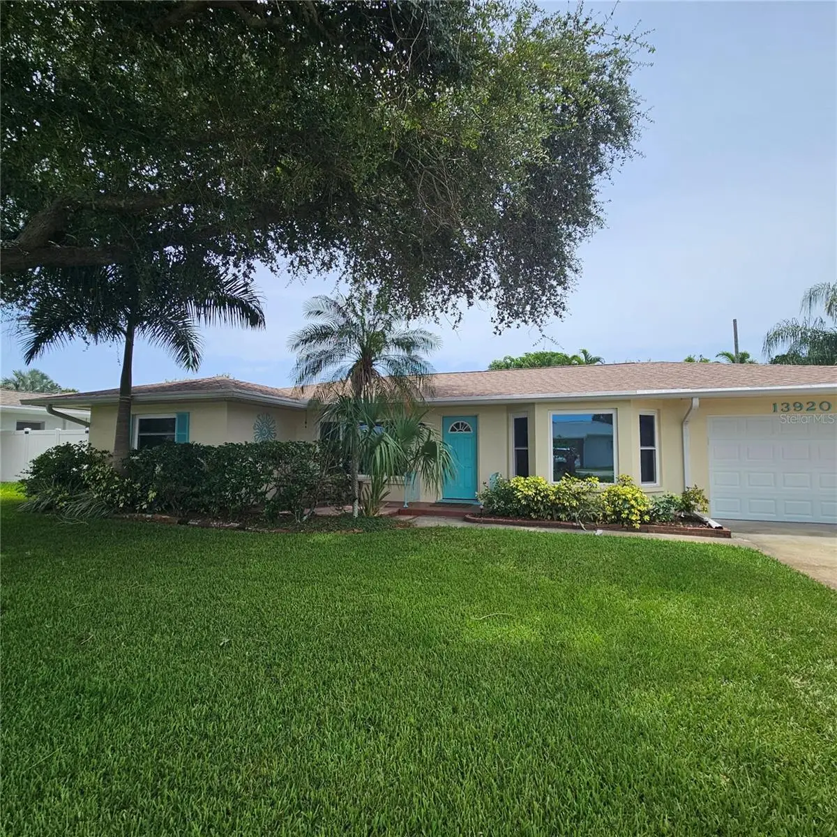 13920 Jamaica Drive, Seminole, FL 33776 - #1