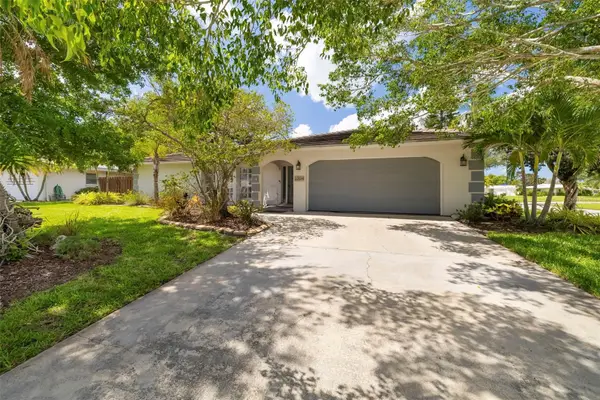 3304 Spring Mill Circle, SARASOTA, FL 34239