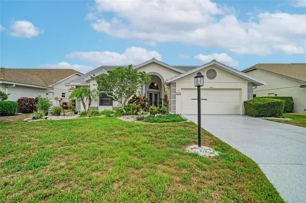 6604 Stone River Road, BRADENTON, FL 34203