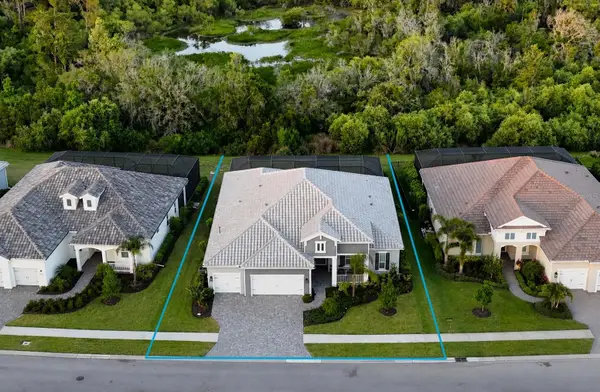 2566 Paradise Plum Drive, SARASOTA, FL 34240