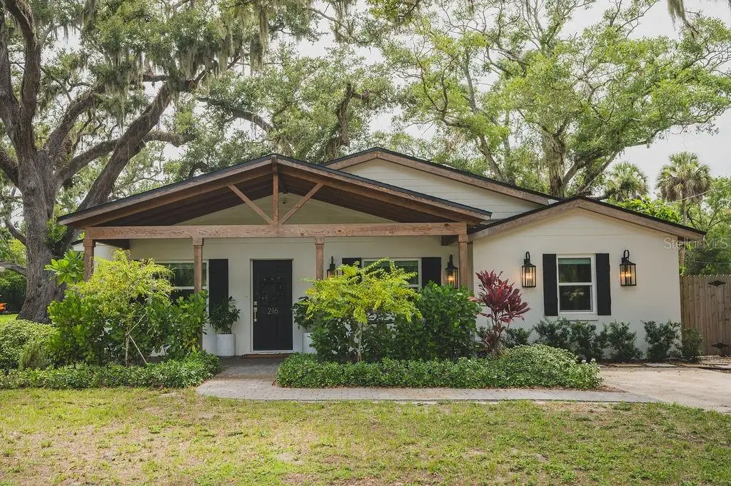 216 18th Street E, Bradenton, FL 34208 - #1