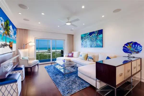 7001 Gulf Of Mexico Drive #24, LONGBOAT KEY, FL 34228