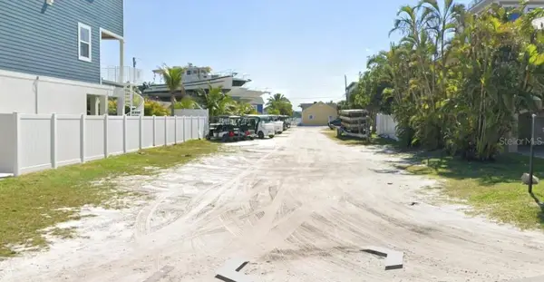 207 Church Avenue, BRADENTON BEACH, FL 34217
