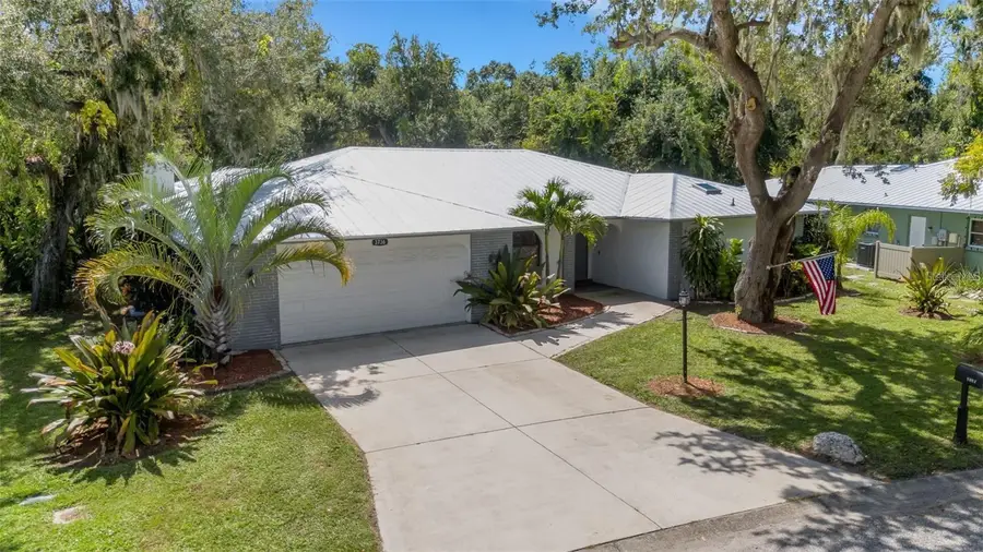 3736 Maple Hollow Court, Sarasota, FL 34243 - #2