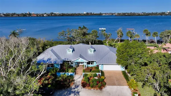 1440 Kimlira Lane, SARASOTA, FL 34231
