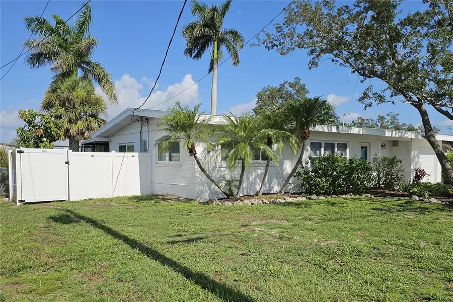 211 22nd Street Ne, Bradenton, FL 34208 - #3