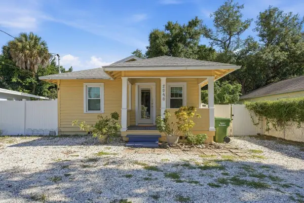 2048 5th Street, SARASOTA, FL 34237