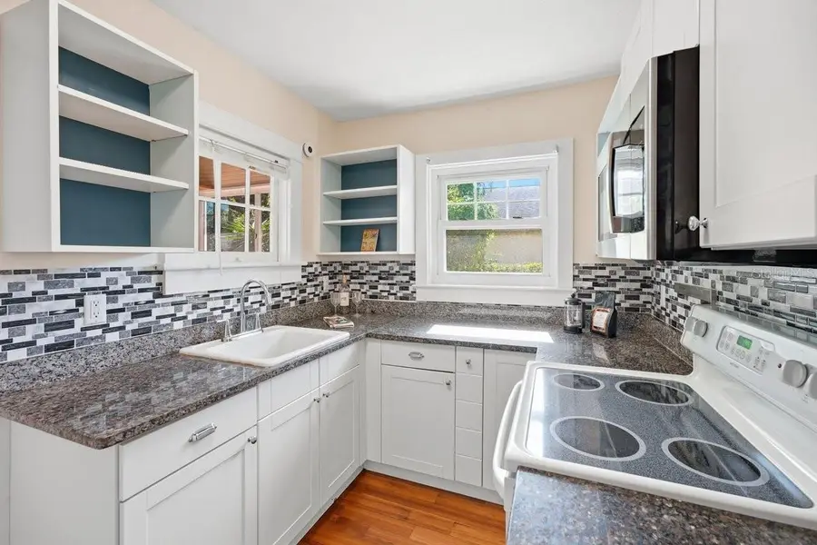 2048 5th Street, Sarasota, FL 34237 - #3