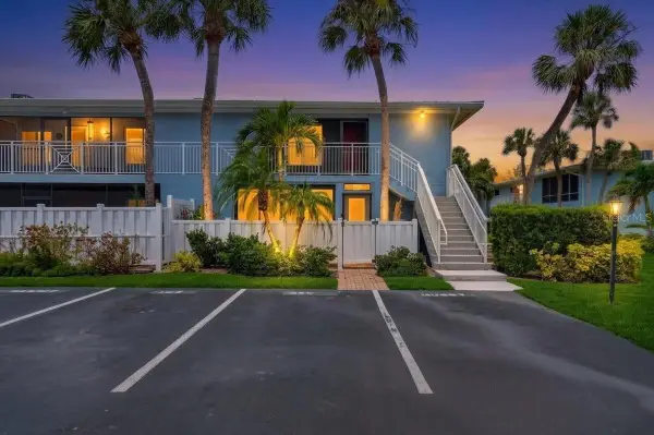 600 Manatee Avenue #230, HOLMES BEACH, FL 34217