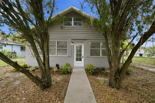 2425 9th Avenue E, BRADENTON, FL 34208