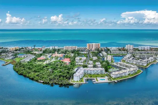 534 Sutton Place #534, LONGBOAT KEY, FL 34228