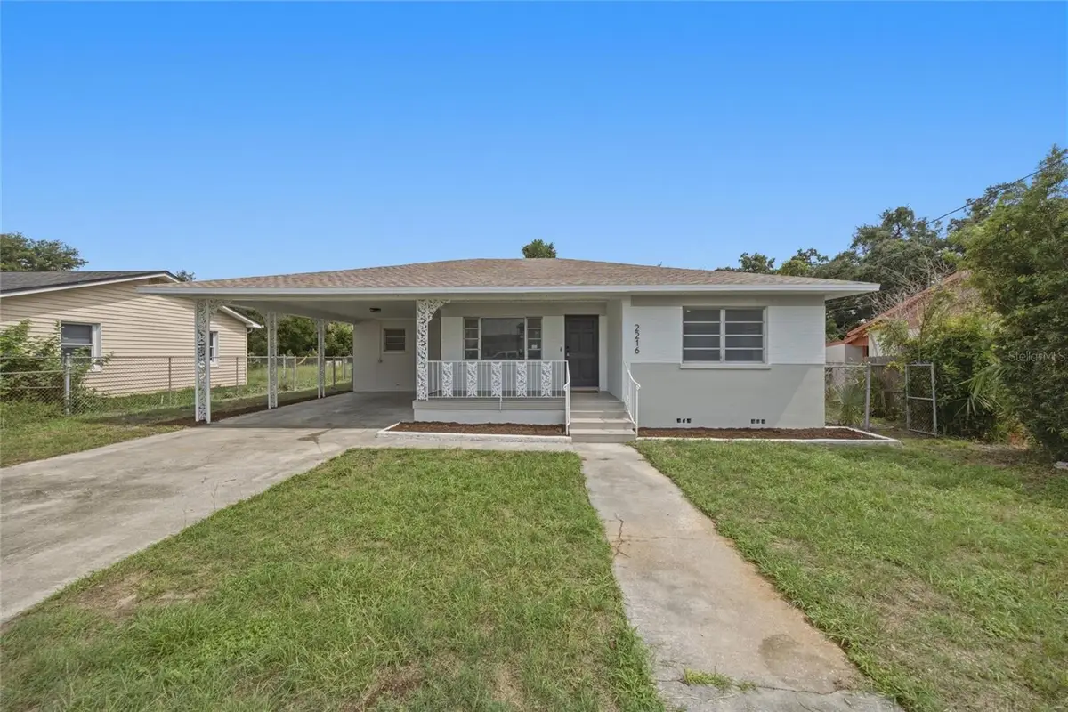 2216 E Mcberry Street, Tampa, FL 33610 - #1