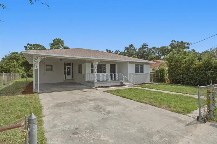 2216 E Mcberry Street, Tampa, FL 33610 - #2