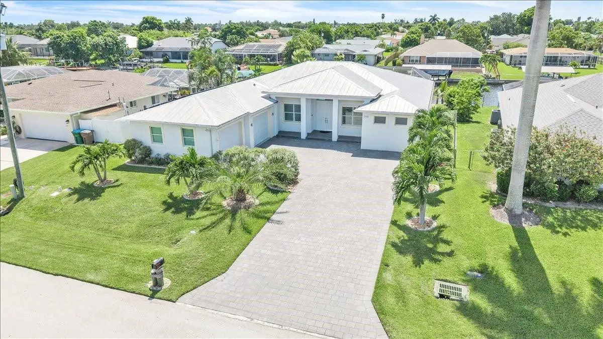 2918 SE 10th Place, Cape Coral, FL 33904 - #1