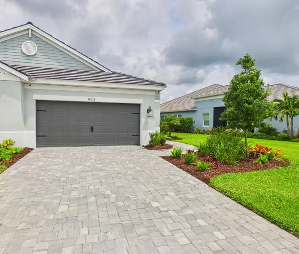 10012 Lake Wales Circle, SARASOTA, FL 34241