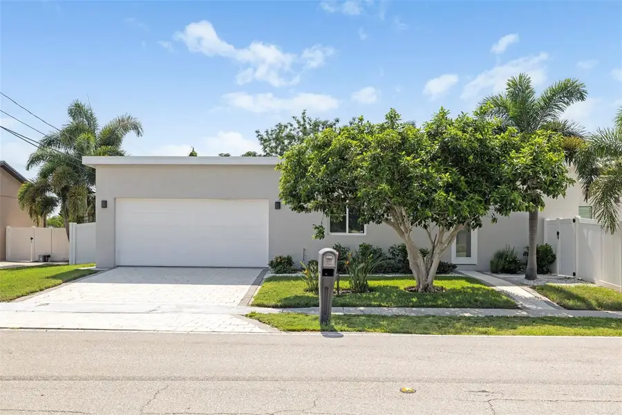 4524 Riverwood Avenue, Sarasota, FL 34231 - #2